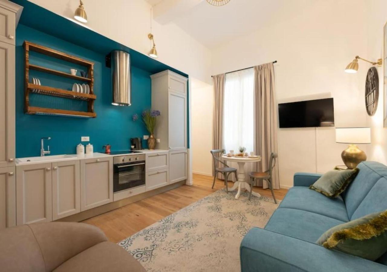 Via Dei Pepi 3 - Charming - Chic Retreat A Few Steps From Santa Croce Square * Florencia