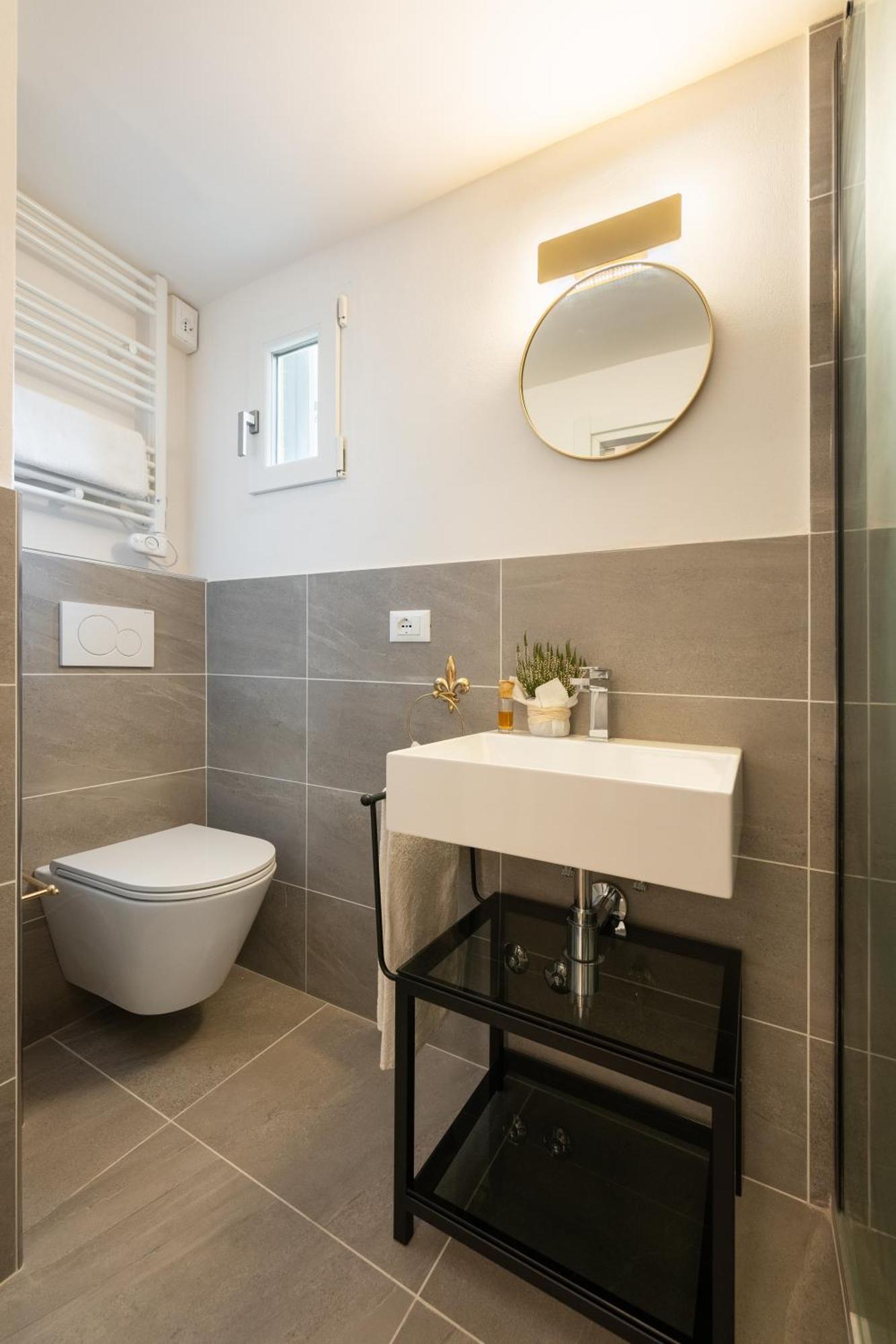 Via Dei Pepi 3 - Charming - Chic Retreat A Few Steps From Santa Croce Square Apartamento Florencia
