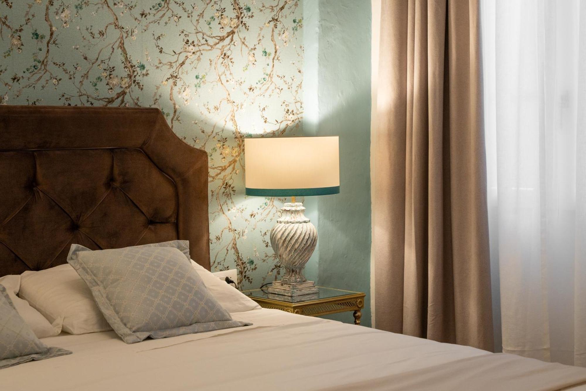 Via Dei Pepi 3 - Charming - Chic Retreat A Few Steps From Santa Croce Square * Florencia