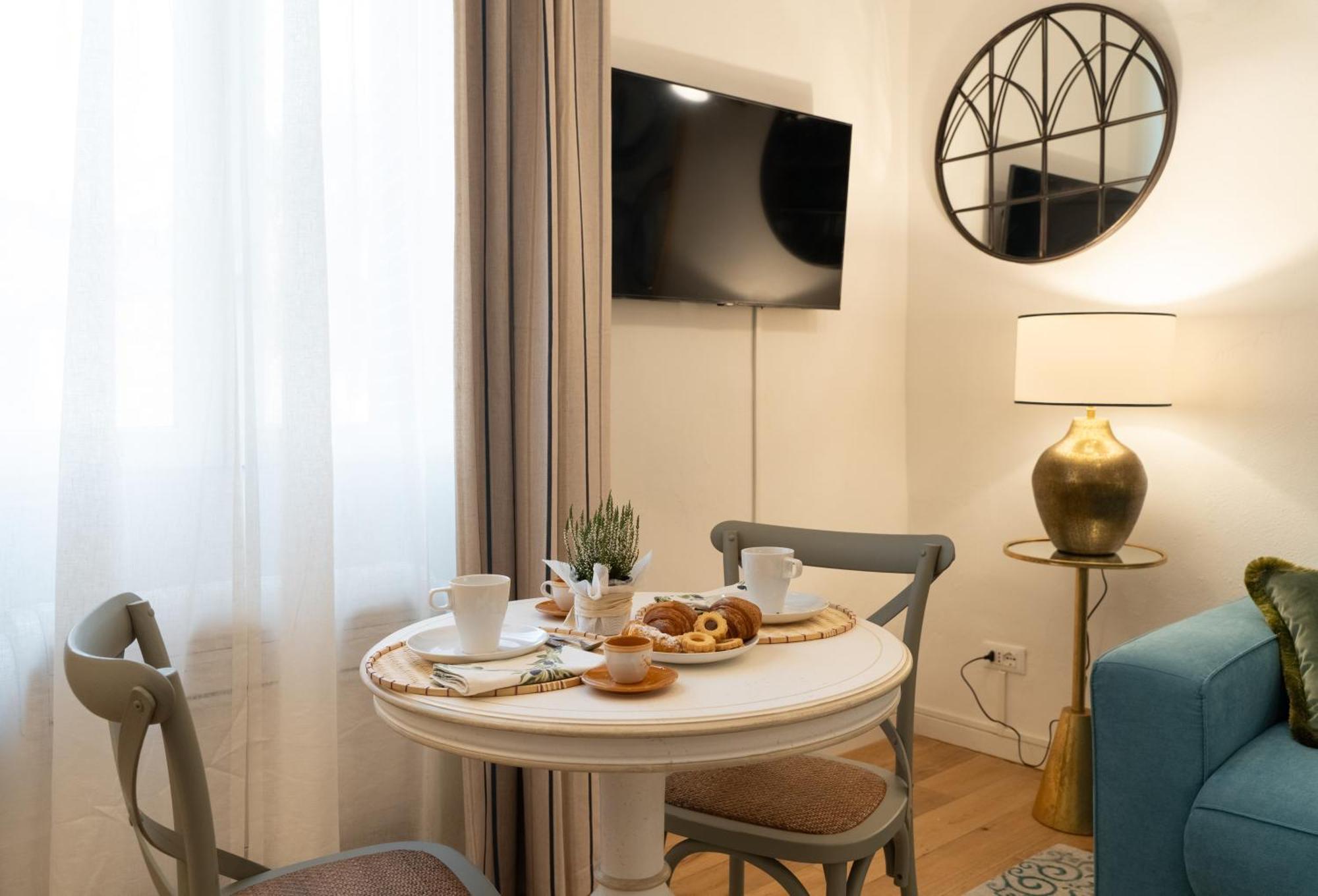 Apartamento Via Dei Pepi 3 - Charming - Chic Retreat A Few Steps From Santa Croce Square